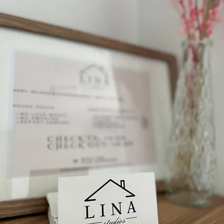 Lina *